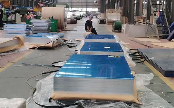 3003鋁卷廠(chǎng)家實(shí)景